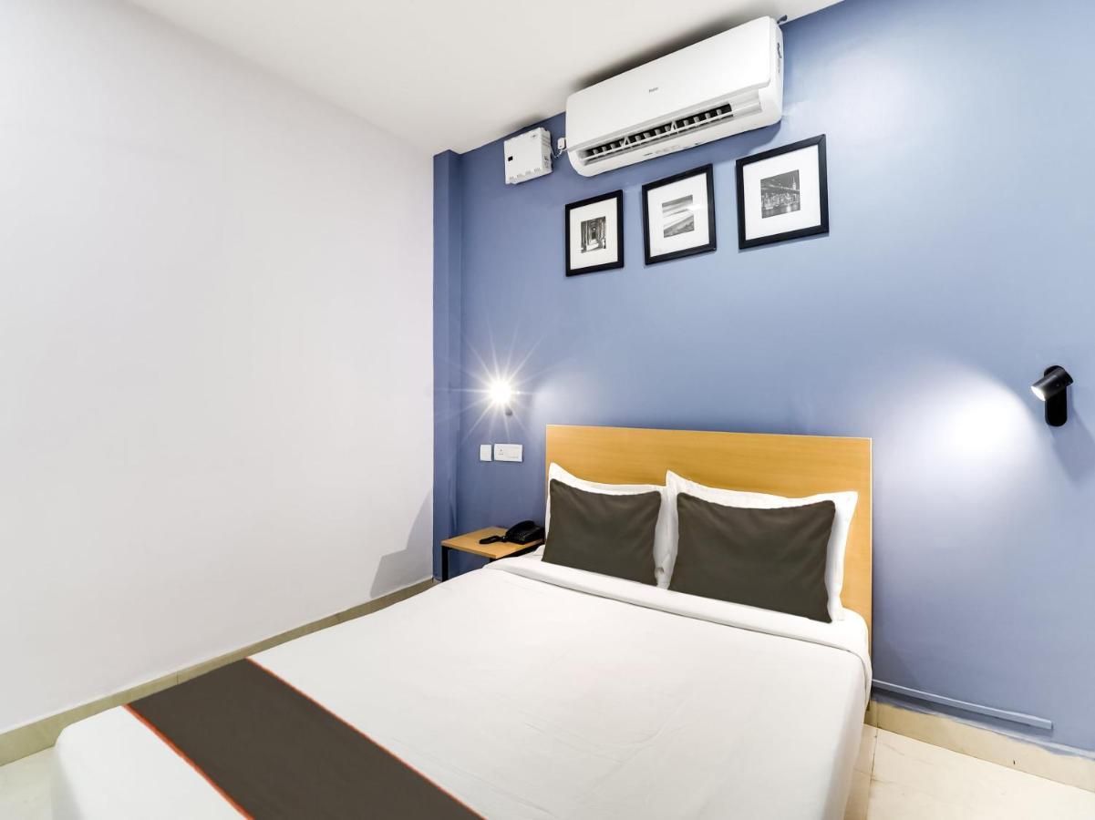 Hotel Collection O Golden Gate Hyderabad Exterior foto